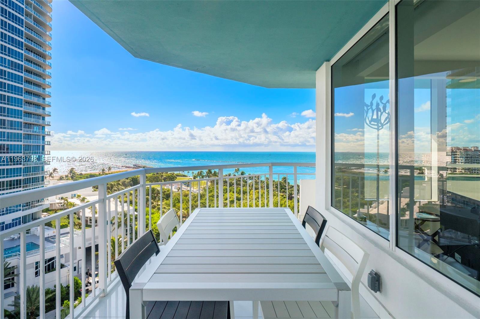 400 S Pointe Dr #1104, Miami Beach FL 33139