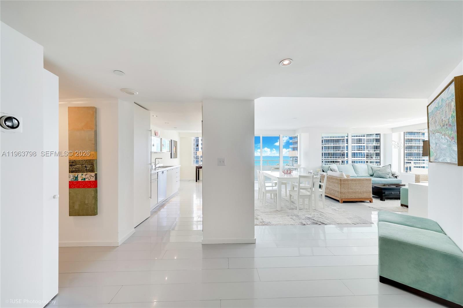 400 S Pointe Dr #1104, Miami Beach FL 33139
