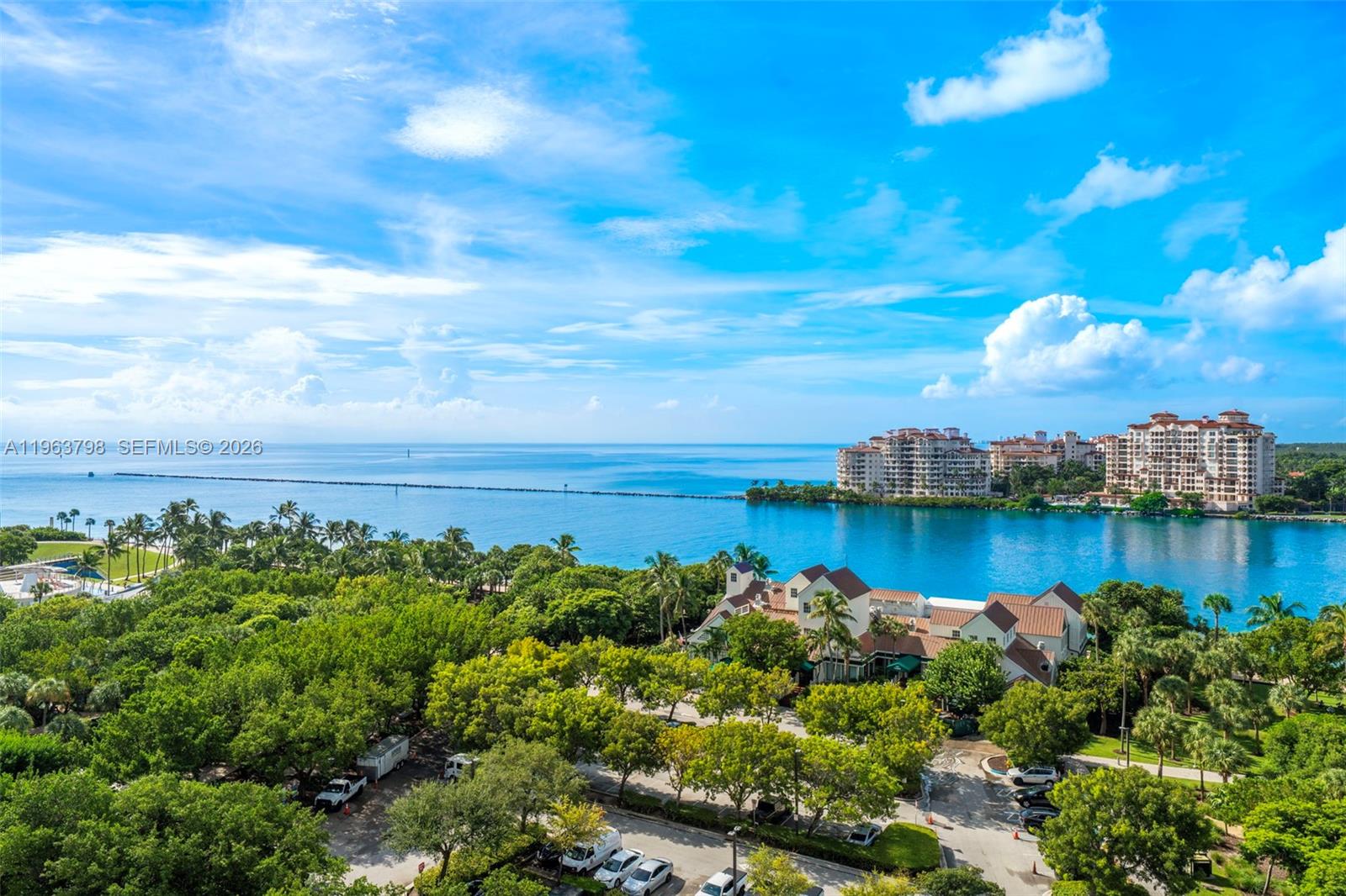400 S Pointe Dr #1104, Miami Beach FL 33139