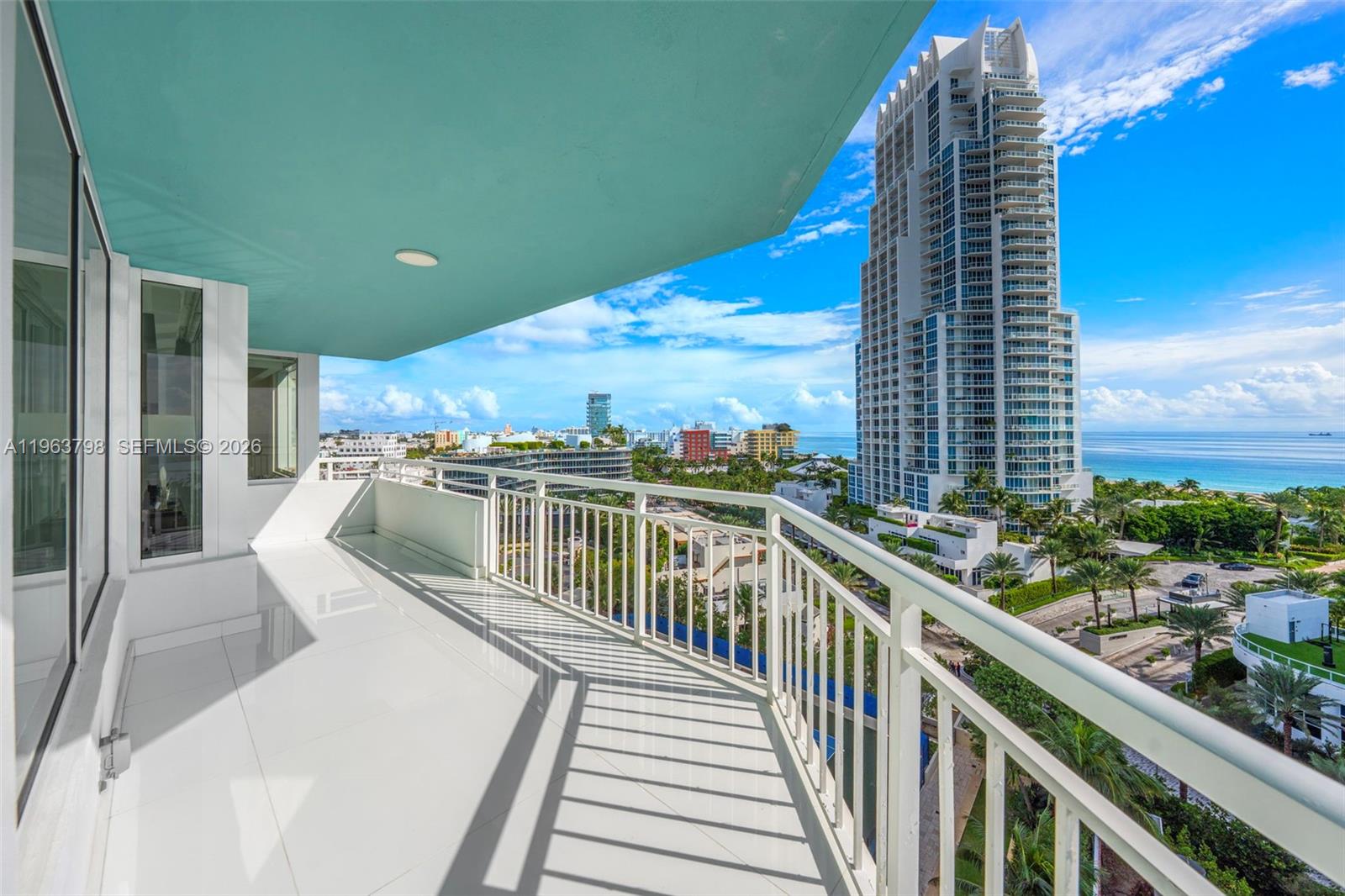 400 S Pointe Dr #1104, Miami Beach FL 33139