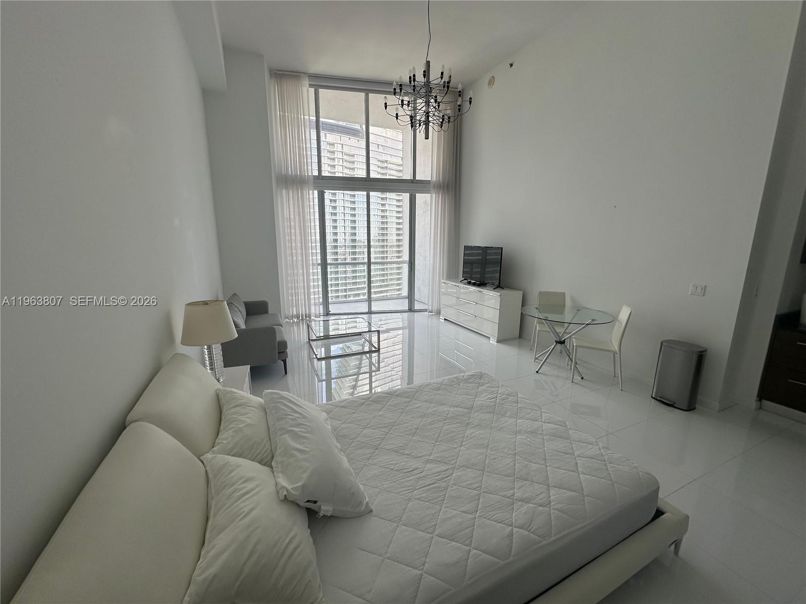 475 Brickell Ave #4110, Miami FL 33131