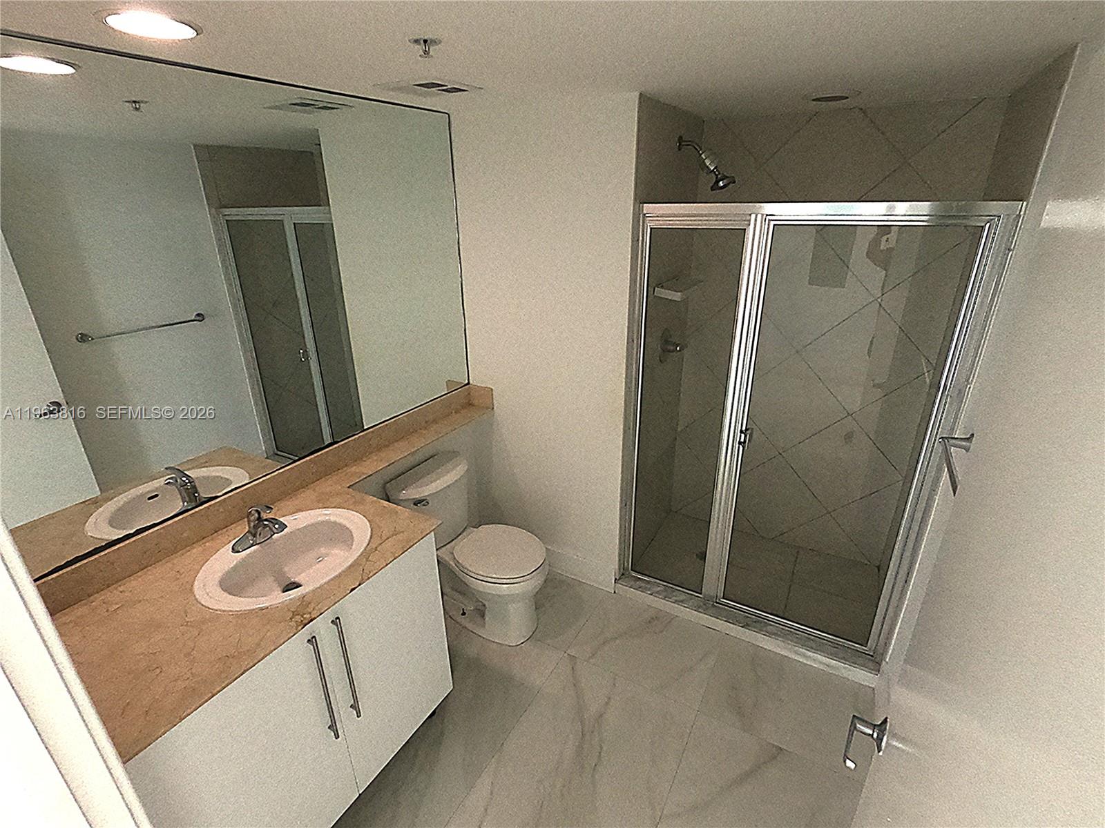 335 S Biscayne Blvd #1712, Miami FL 33131