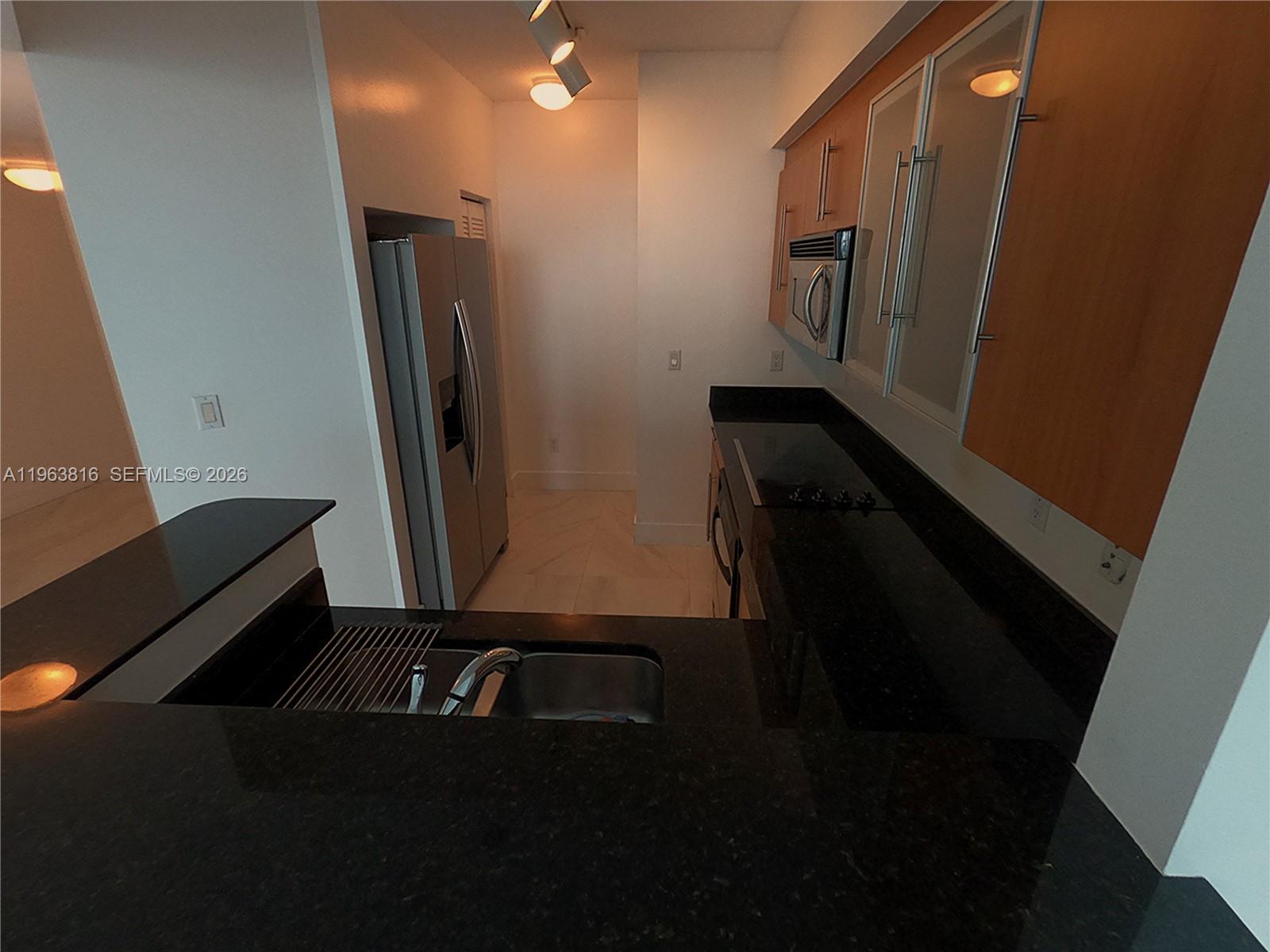 335 S Biscayne Blvd #1712, Miami FL 33131