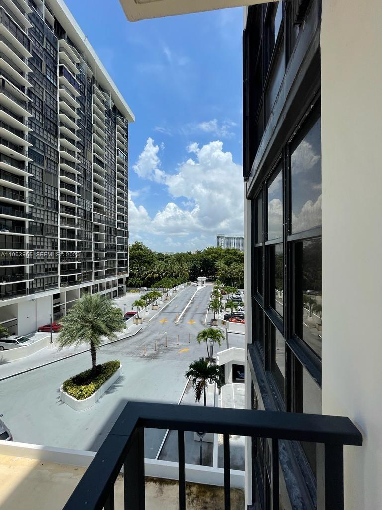 1865 Brickell Ave #A614, Miami FL 33129