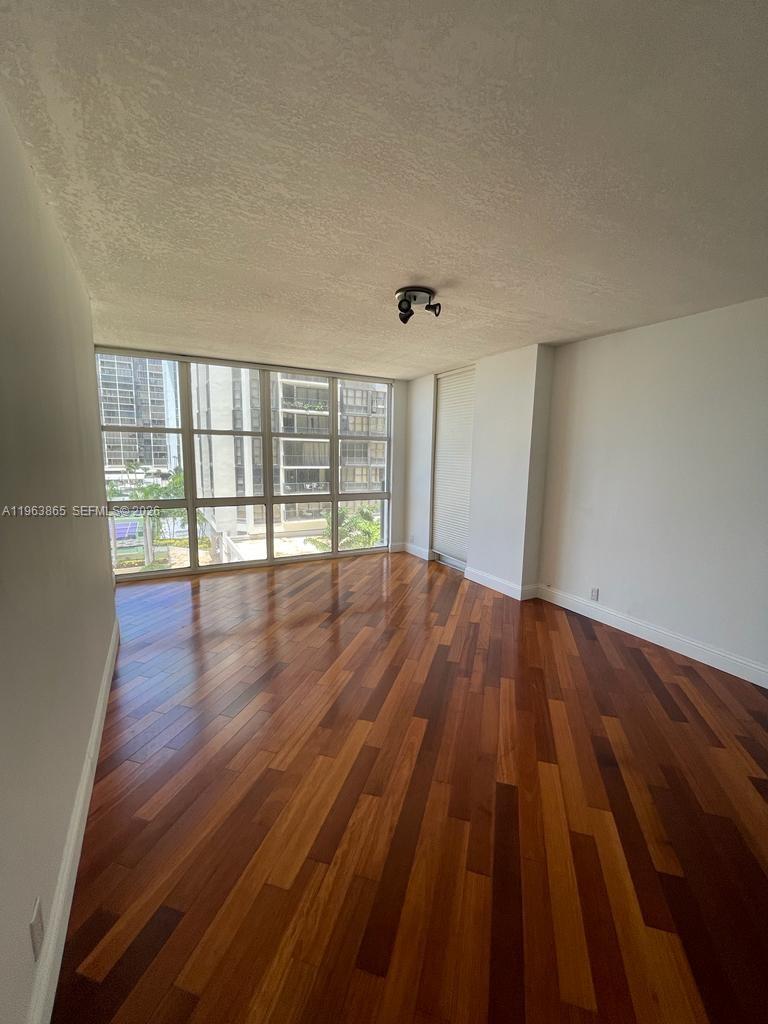 1865 Brickell Ave #A614, Miami FL 33129