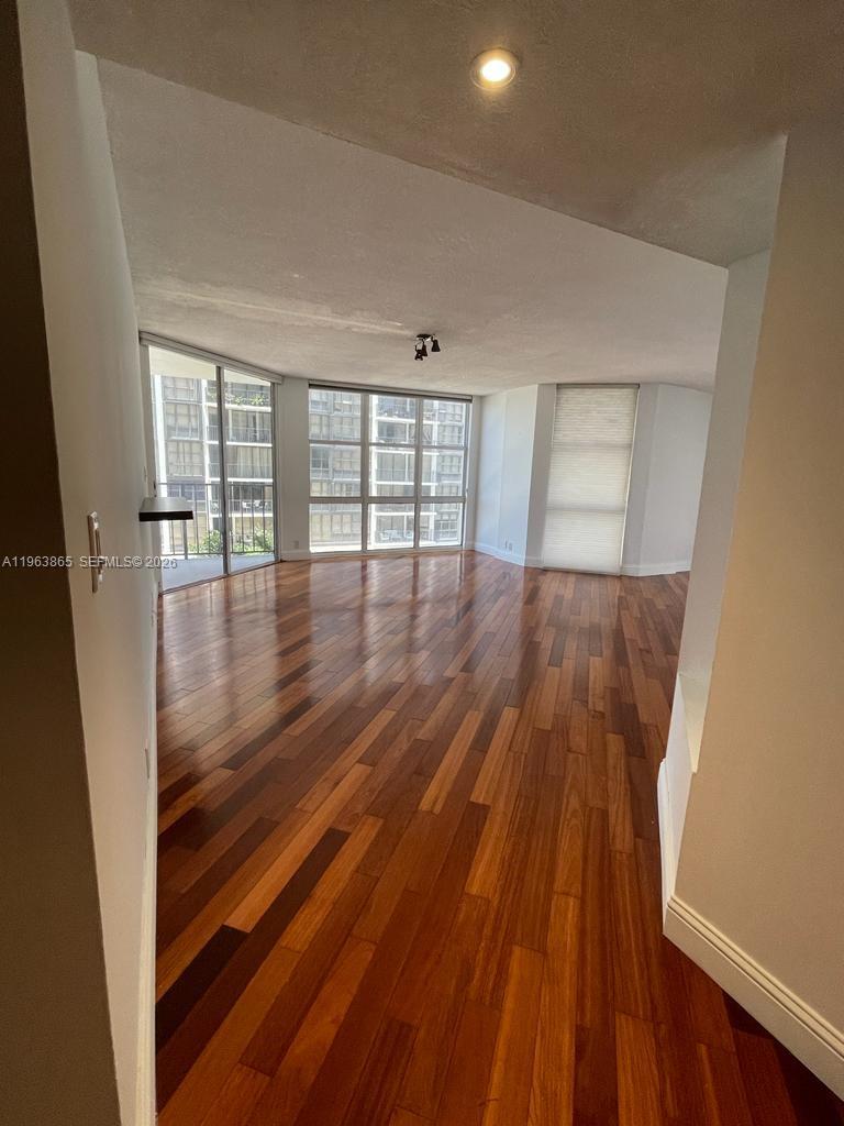 1865 Brickell Ave #A614, Miami FL 33129