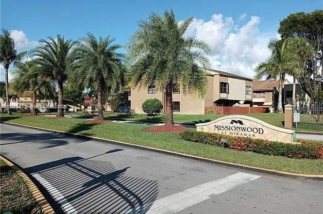 3020 E Missionwood Ln #A-56, Miramar FL 33025