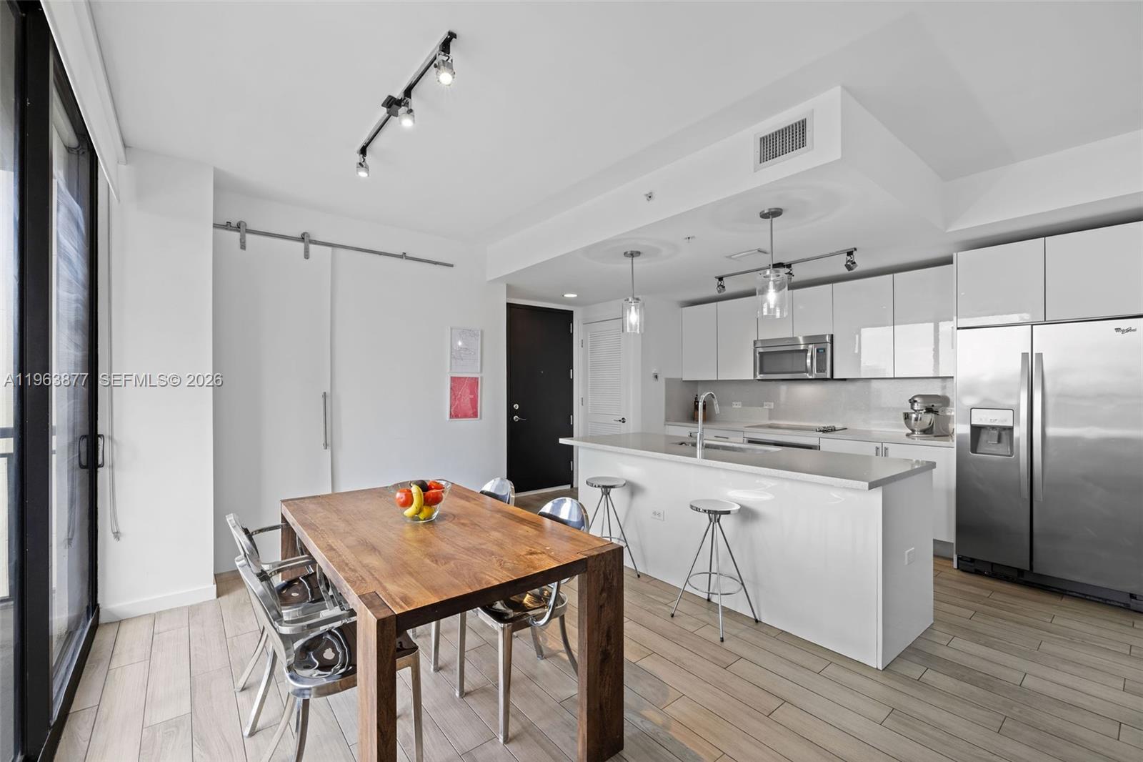 999 SW 1st Ave #2303, Miami FL 33130