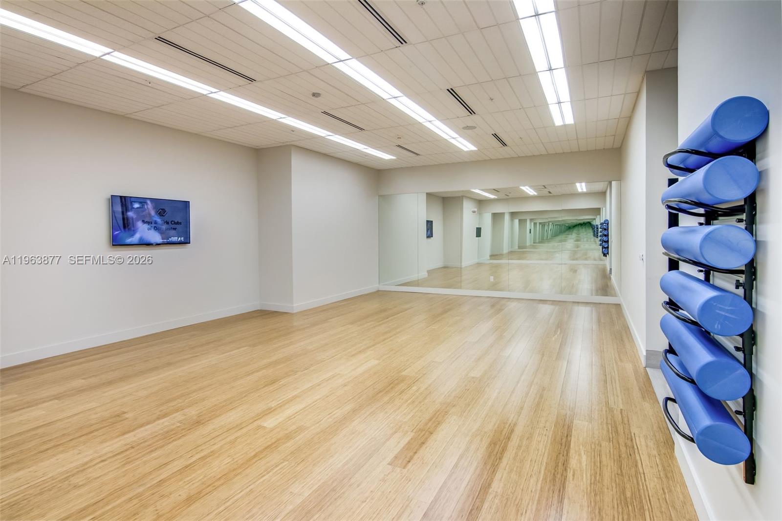 999 SW 1st Ave #2303, Miami FL 33130