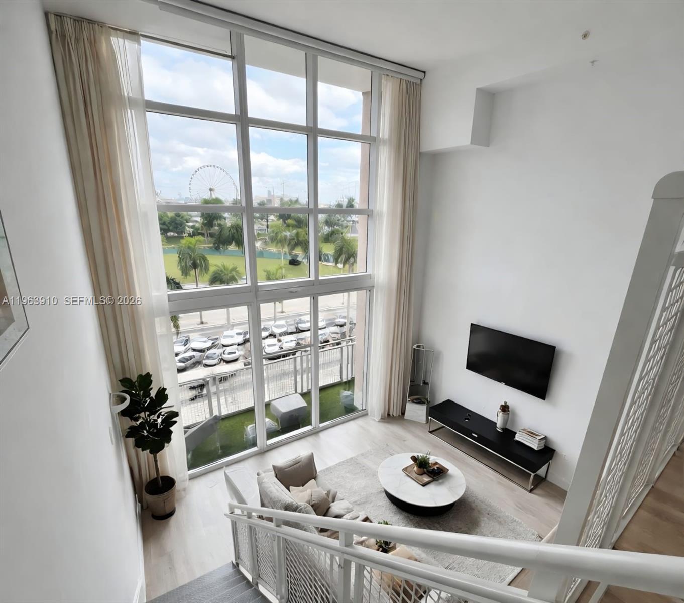 253 NE 2nd St #433, Miami FL 33132