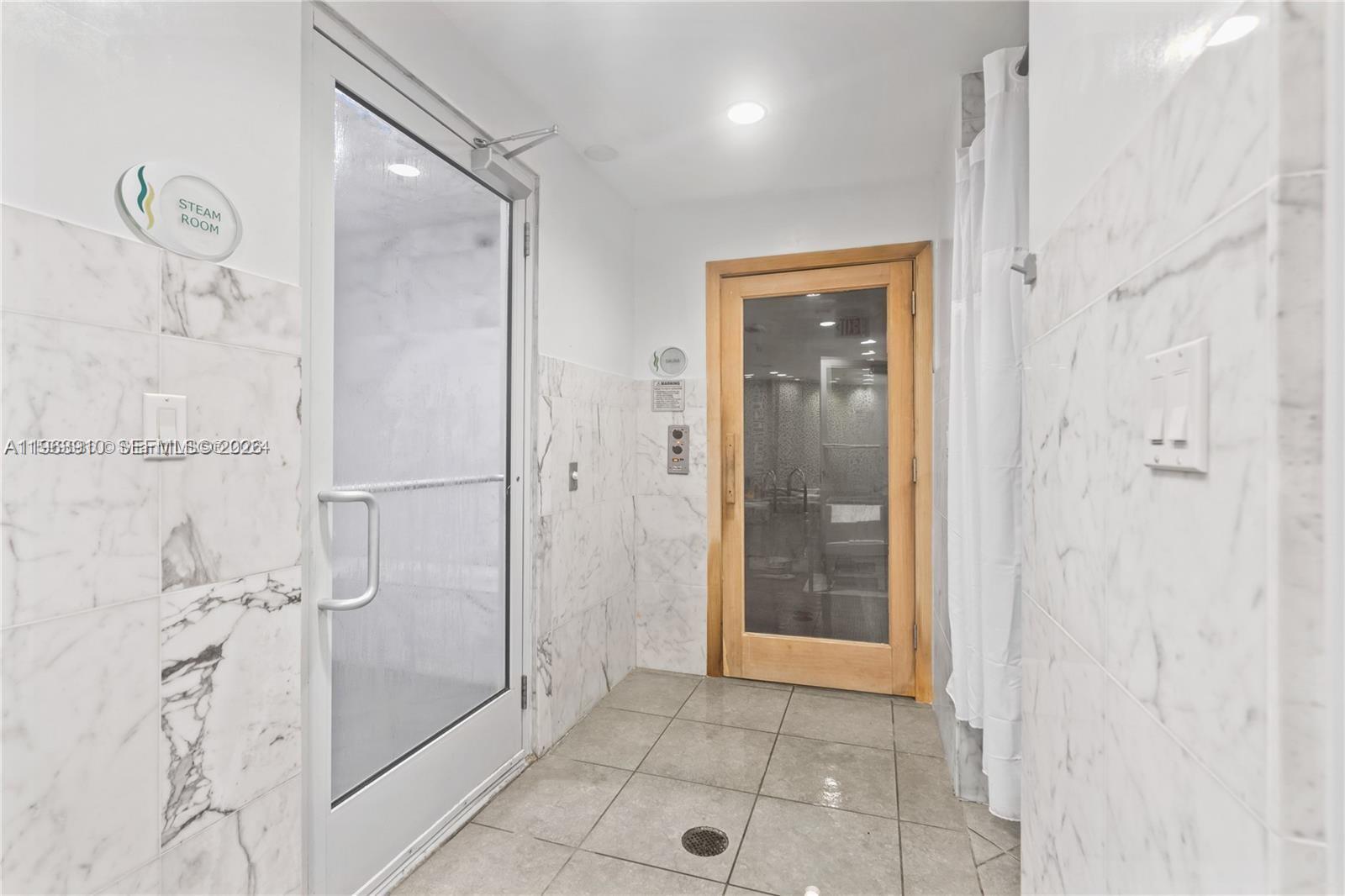 253 NE 2nd St #433, Miami FL 33132
