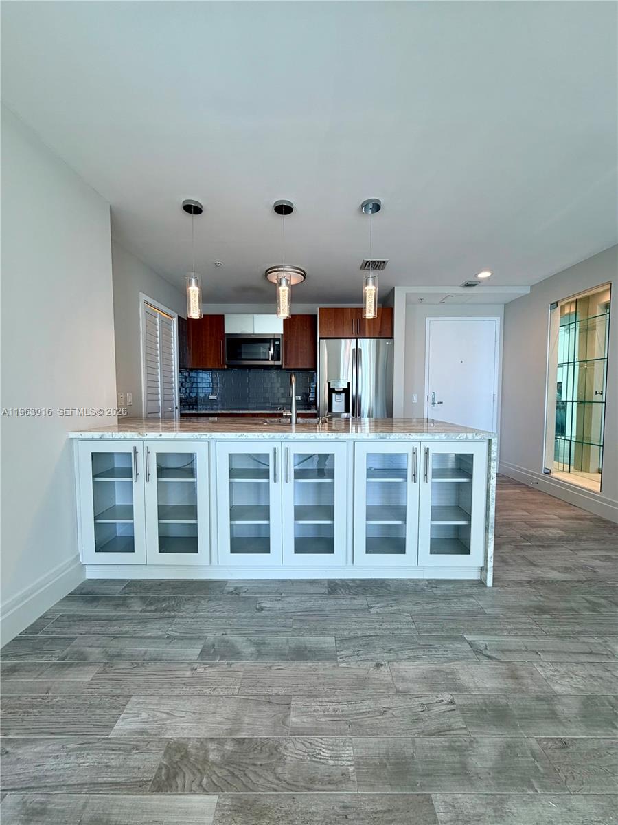 300 S Biscayne Blvd #T-1414, Miami FL 33131