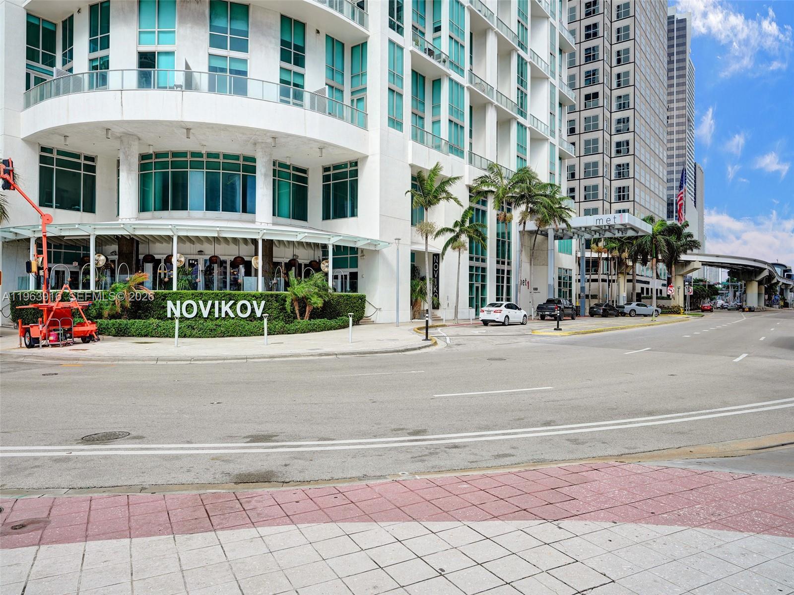 300 S Biscayne Blvd #T-1414, Miami FL 33131