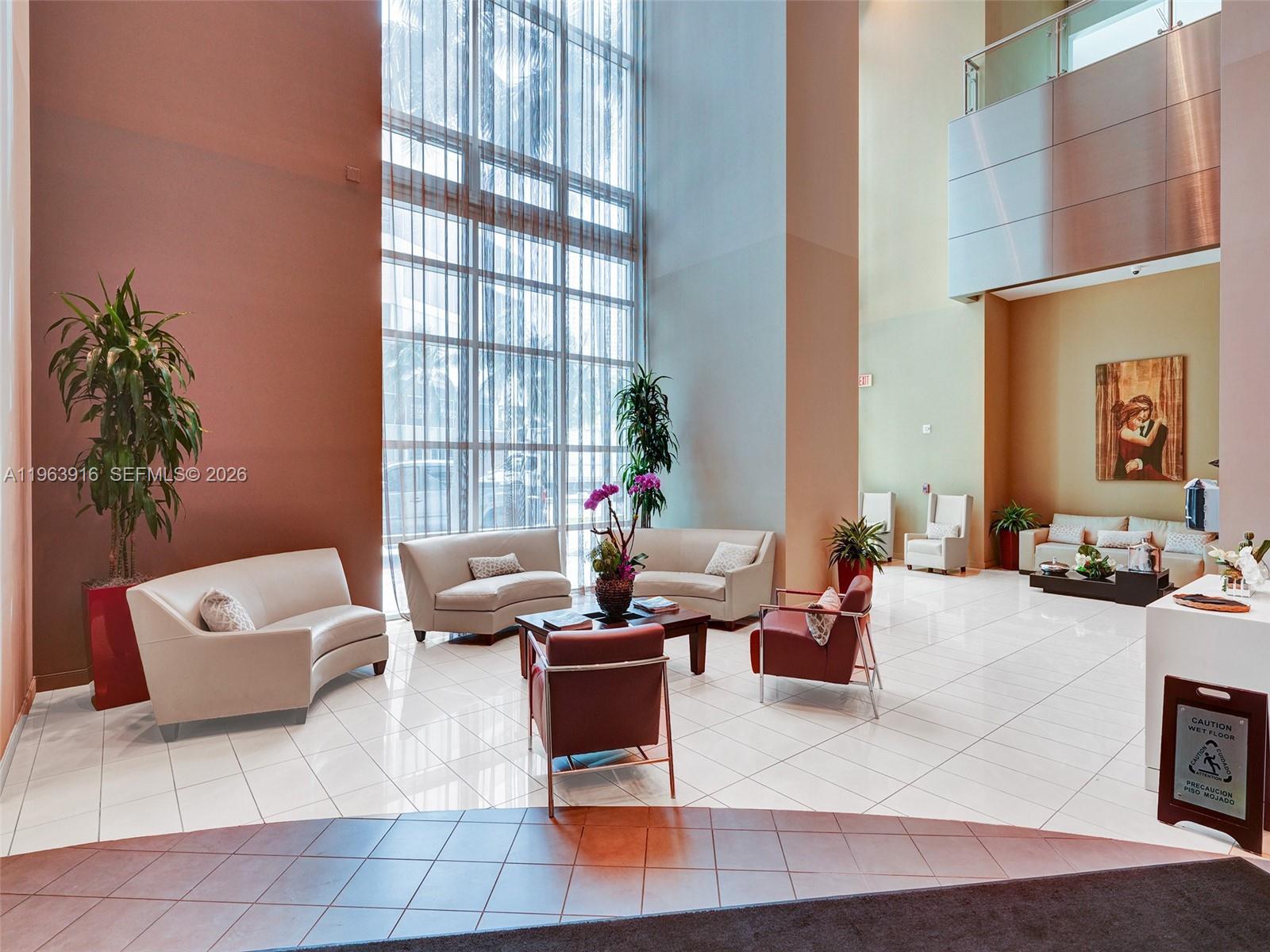 300 S Biscayne Blvd #T-1414, Miami FL 33131