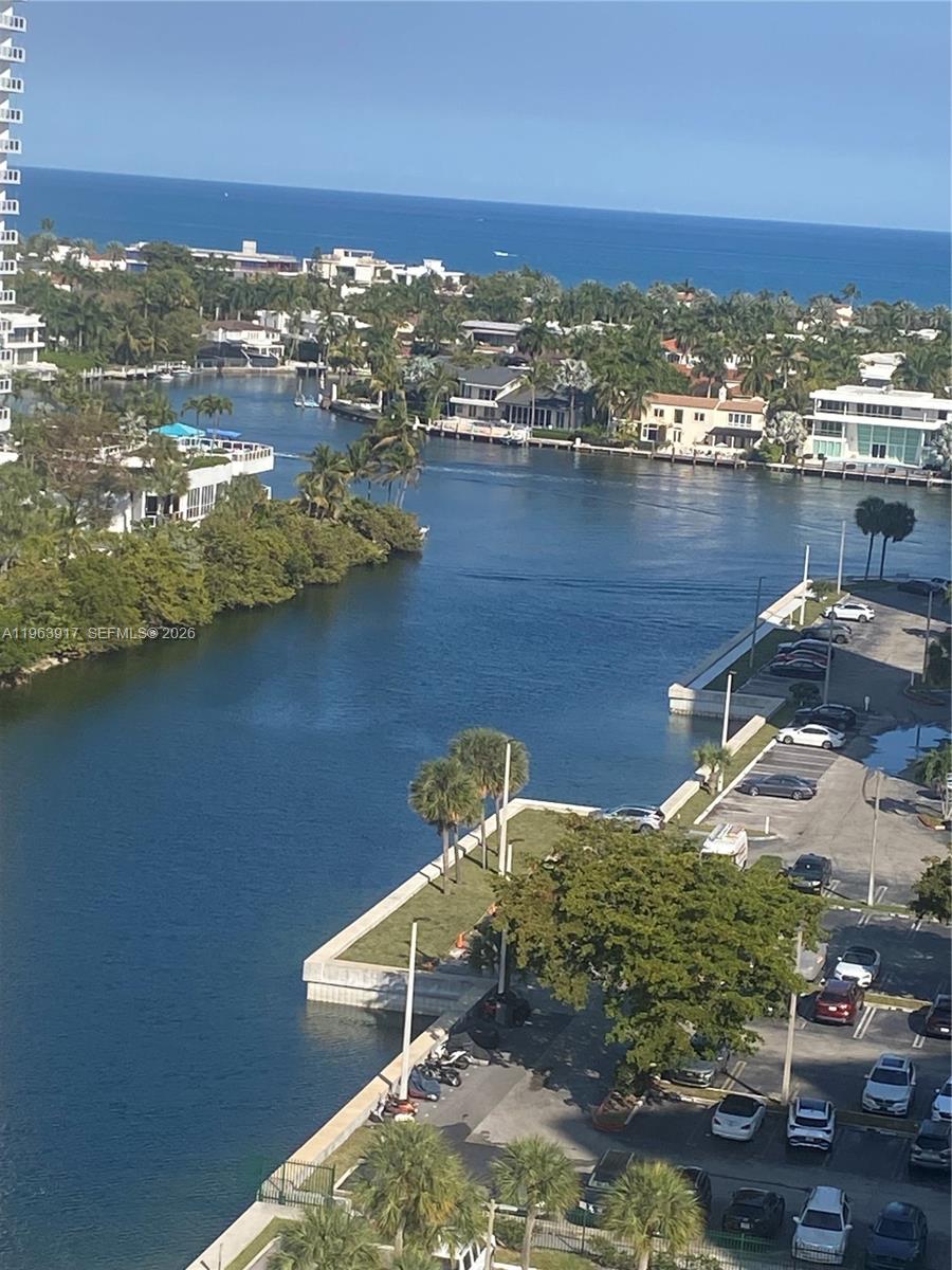 3701 N Country Club Dr #1502, Aventura FL 33180