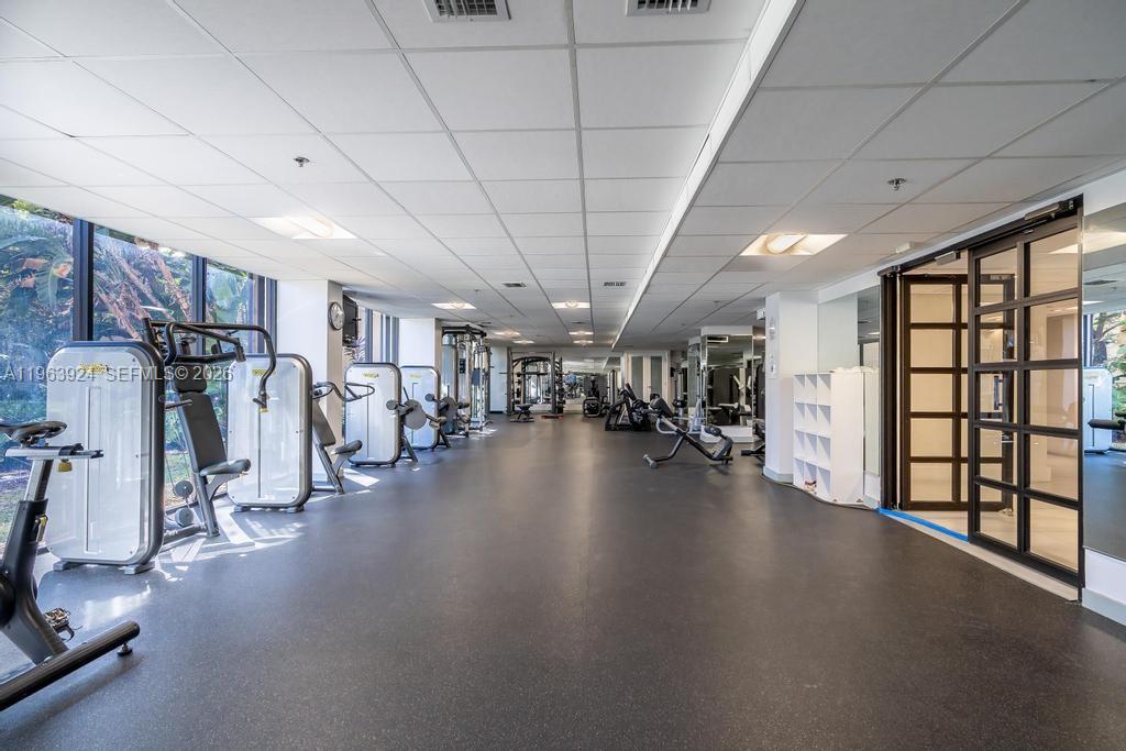 540 Brickell Key Dr #1619, Miami FL 33131