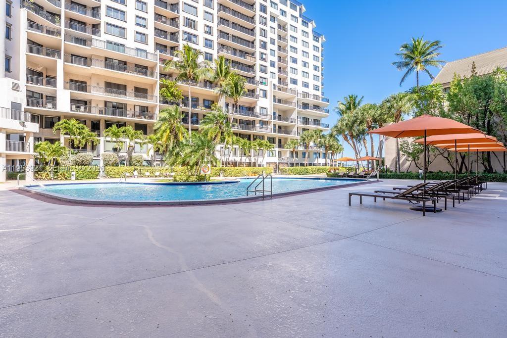 540 Brickell Key Dr #1619, Miami FL 33131