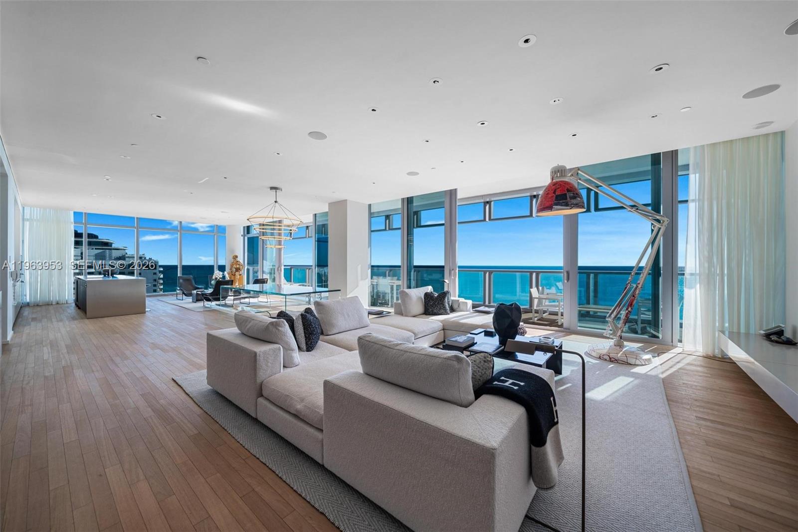2901 Collins Ave #1501, Miami Beach FL 33140