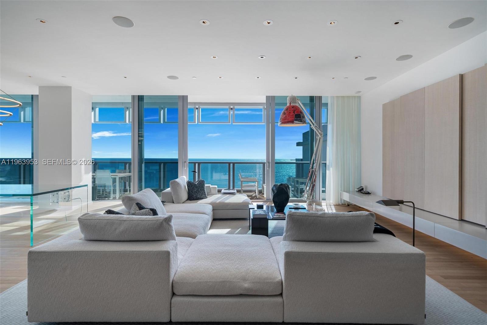 2901 Collins Ave #1501, Miami Beach FL 33140