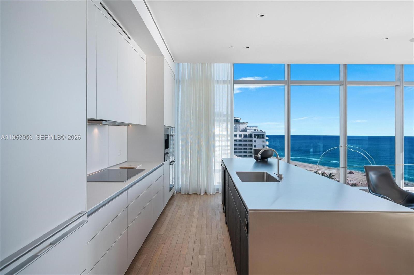2901 Collins Ave #1501, Miami Beach FL 33140