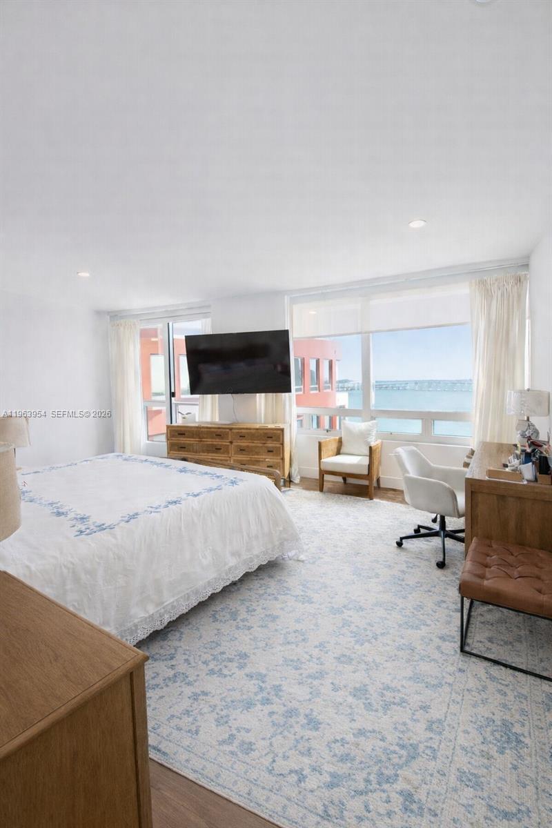 1541 Brickell Ave #B1504, Miami FL 33129
