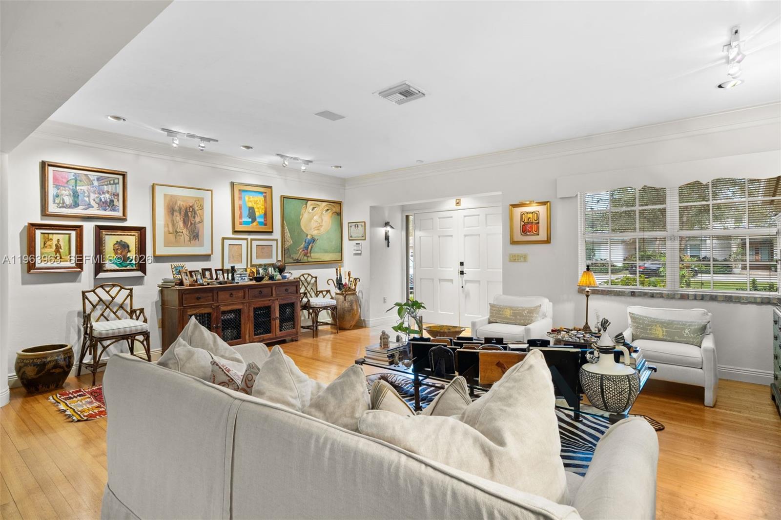 1255 Algardi Ave, Coral Gables FL 33146