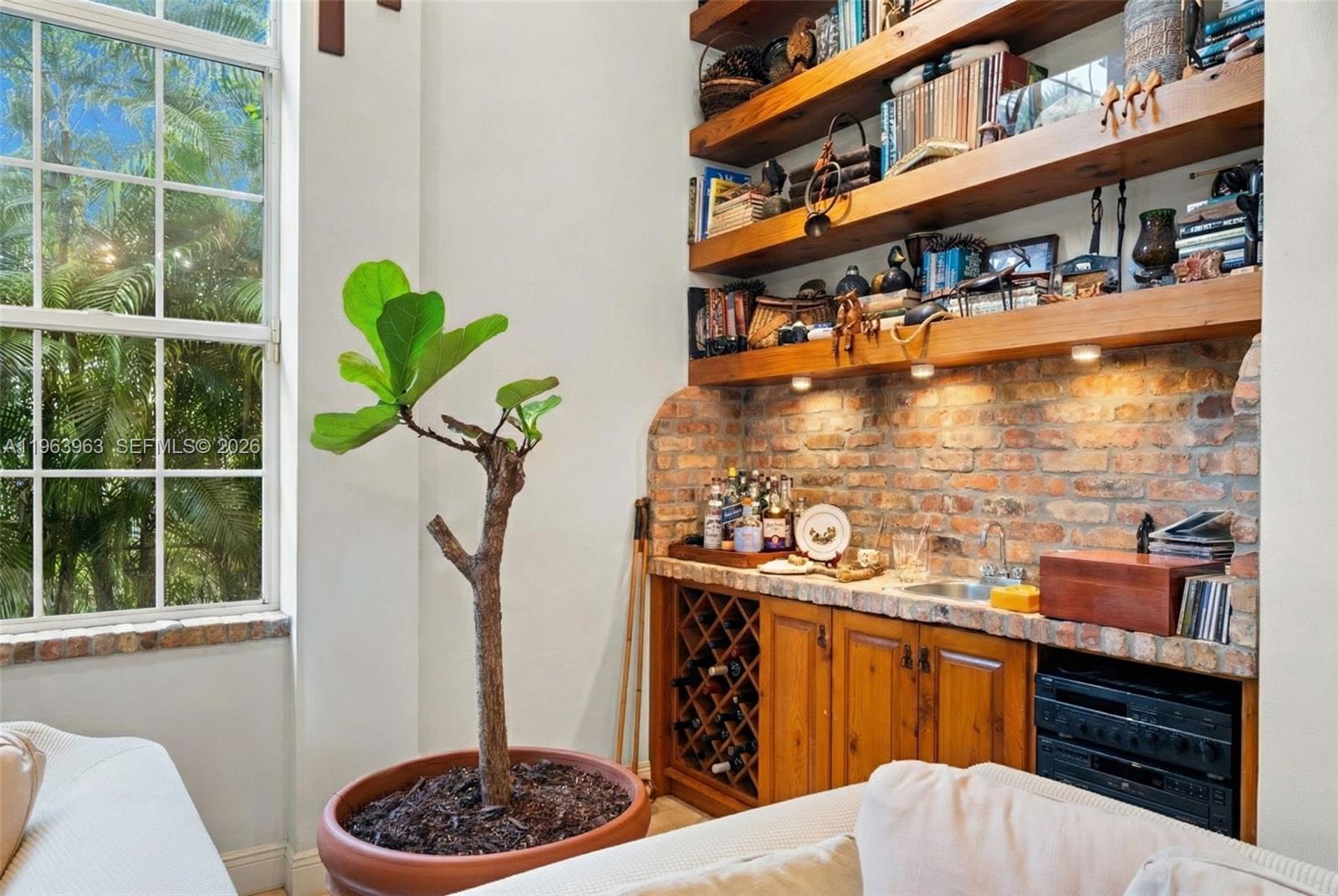 1255 Algardi Ave, Coral Gables FL 33146