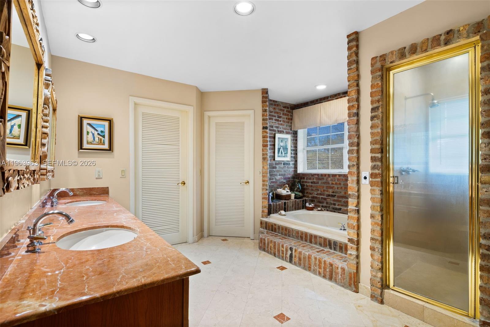 1255 Algardi Ave, Coral Gables FL 33146