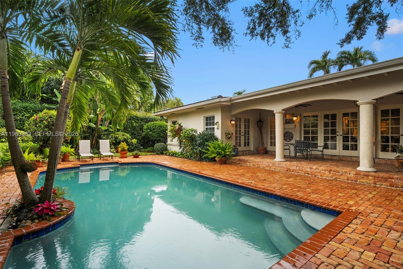 1255 Algardi Ave, Coral Gables FL 33146