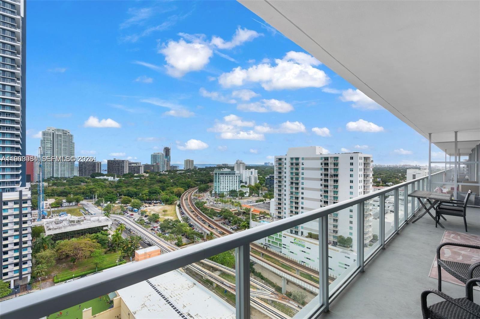 79 SW 12th St #2204-S, Miami FL 33130
