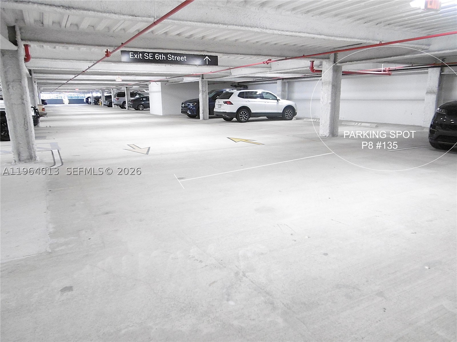 68 SE 6th St #1702, Miami FL 33131