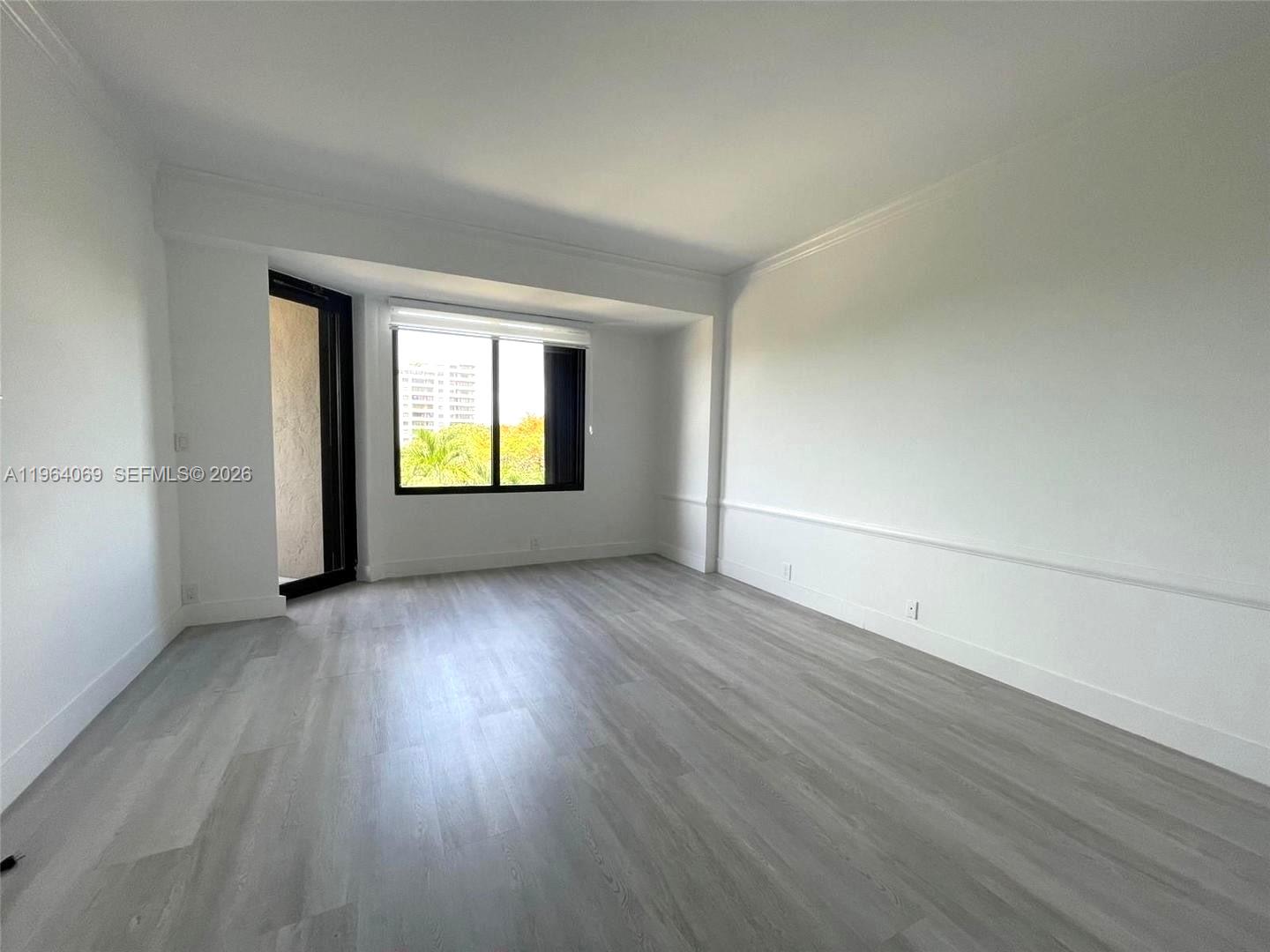 201 Crandon Blvd #306, Key Biscayne FL 33149