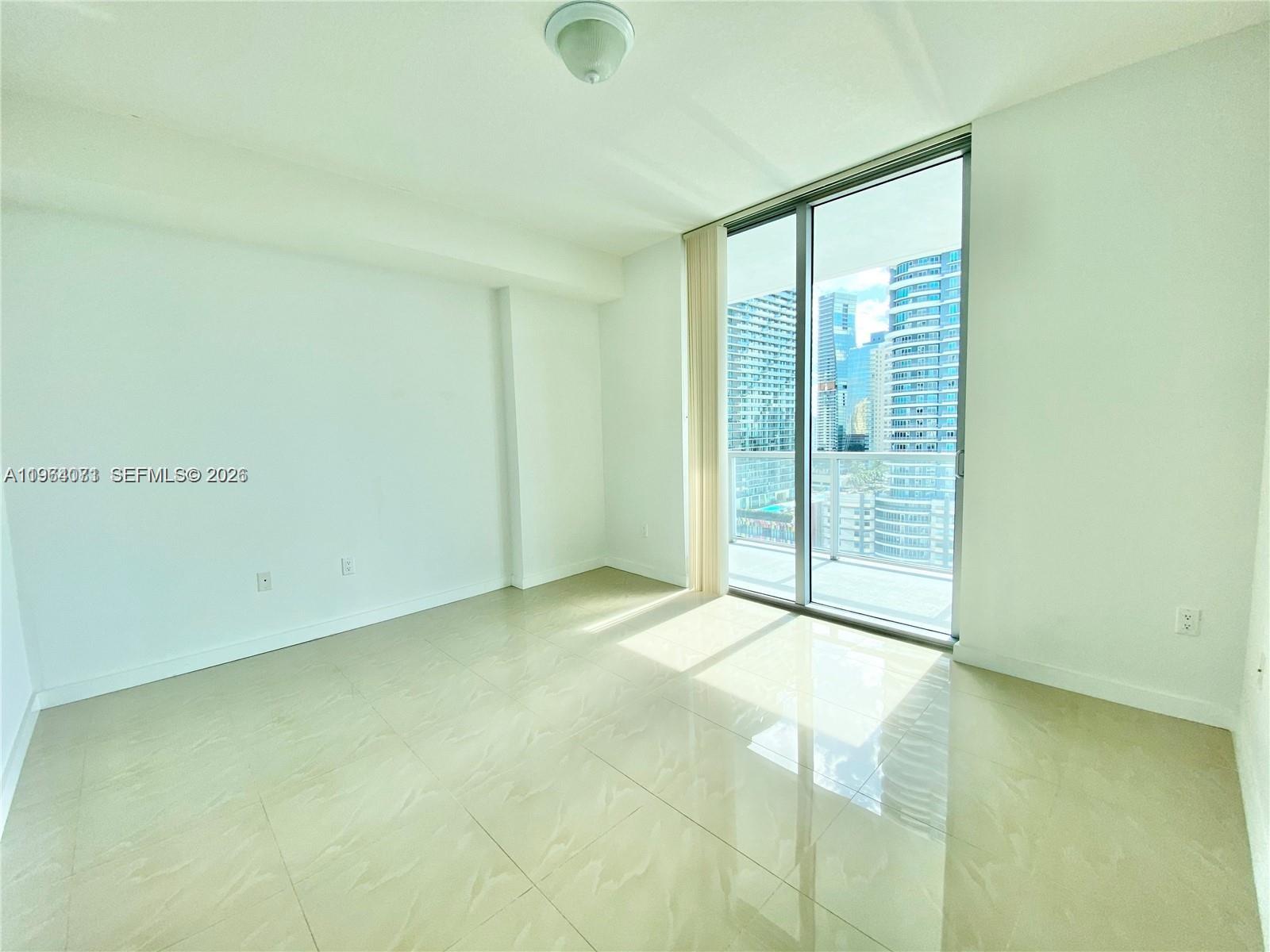 79 SW 12th St #2402-S, Miami FL 33130