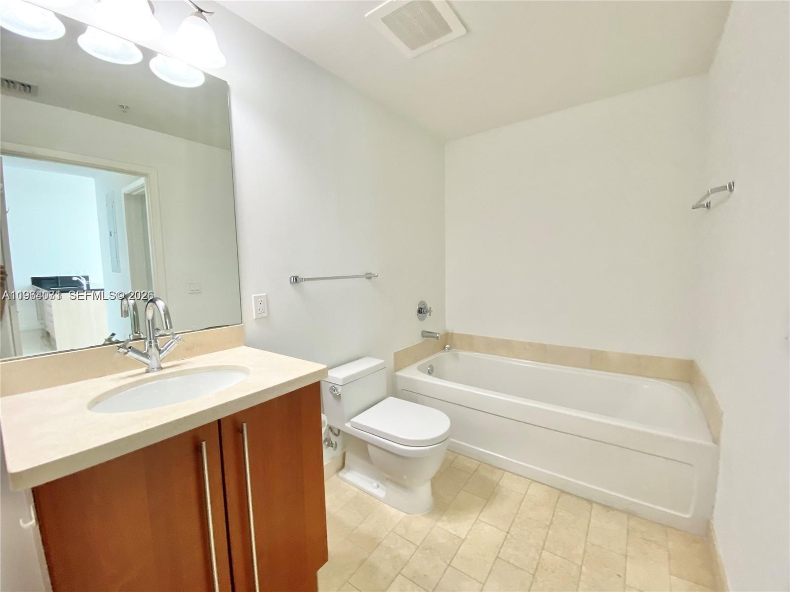 79 SW 12th St #2402-S, Miami FL 33130