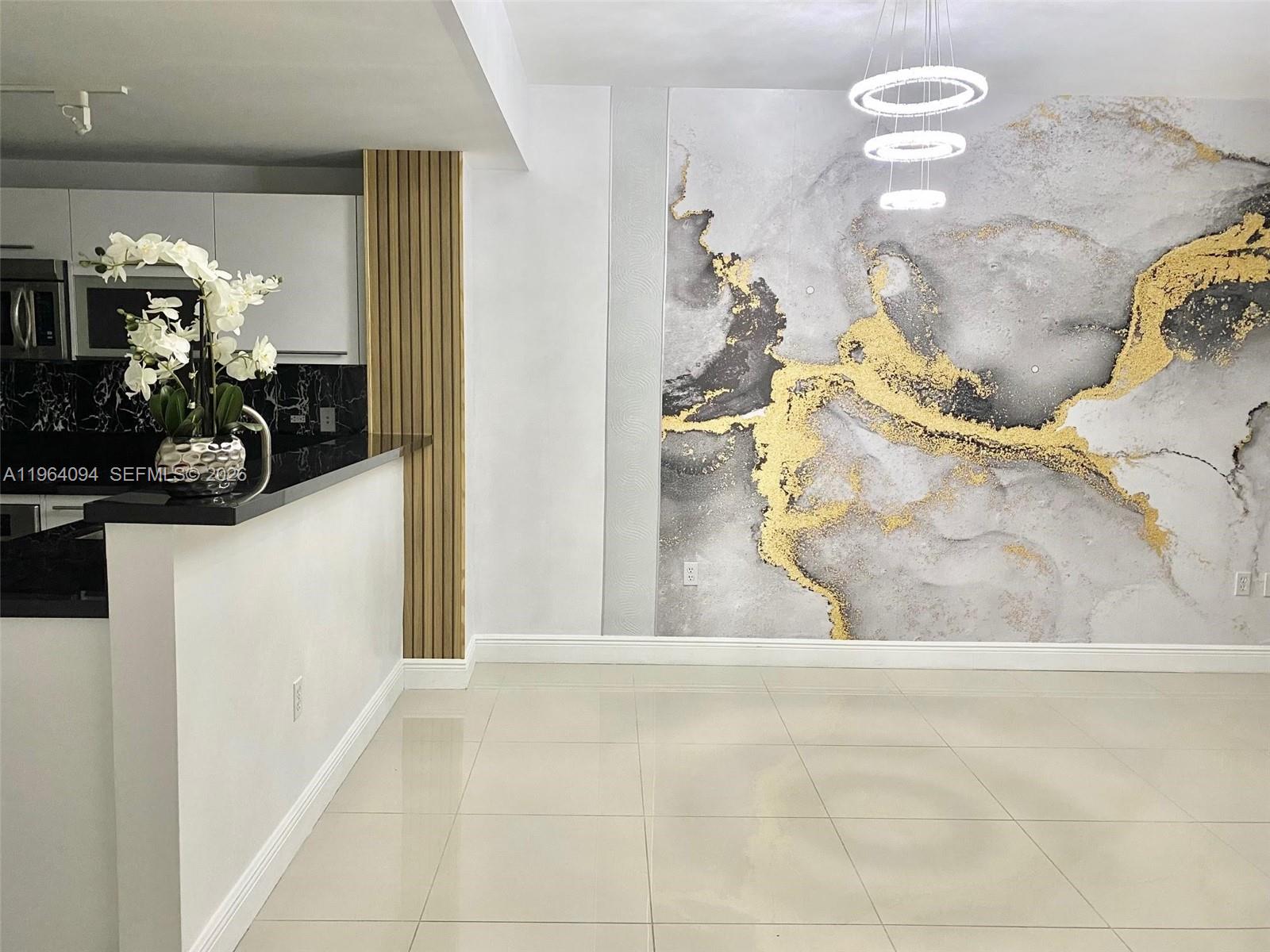 244 Biscayne Blvd #1605, Miami FL 33132