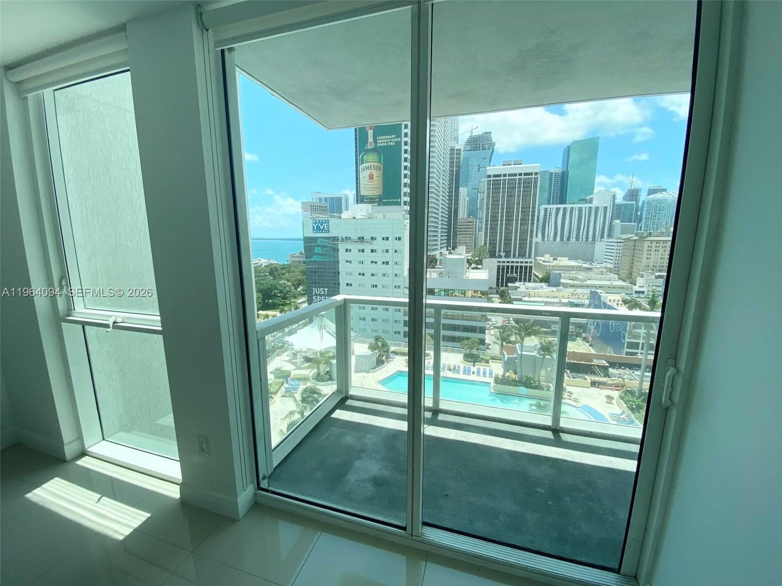 244 Biscayne Blvd #1605, Miami FL 33132