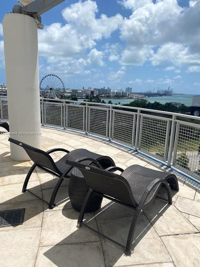 244 Biscayne Blvd #1605, Miami FL 33132