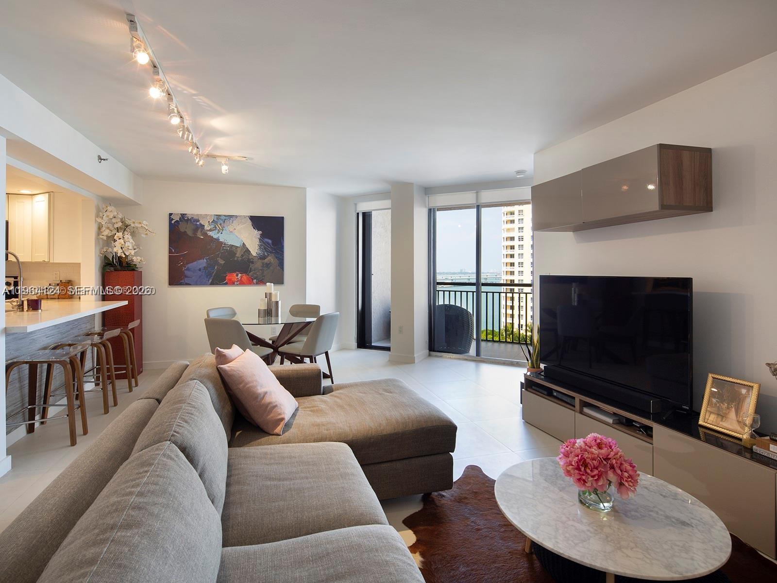 540 Brickell Key Dr #1504, Miami FL 33131