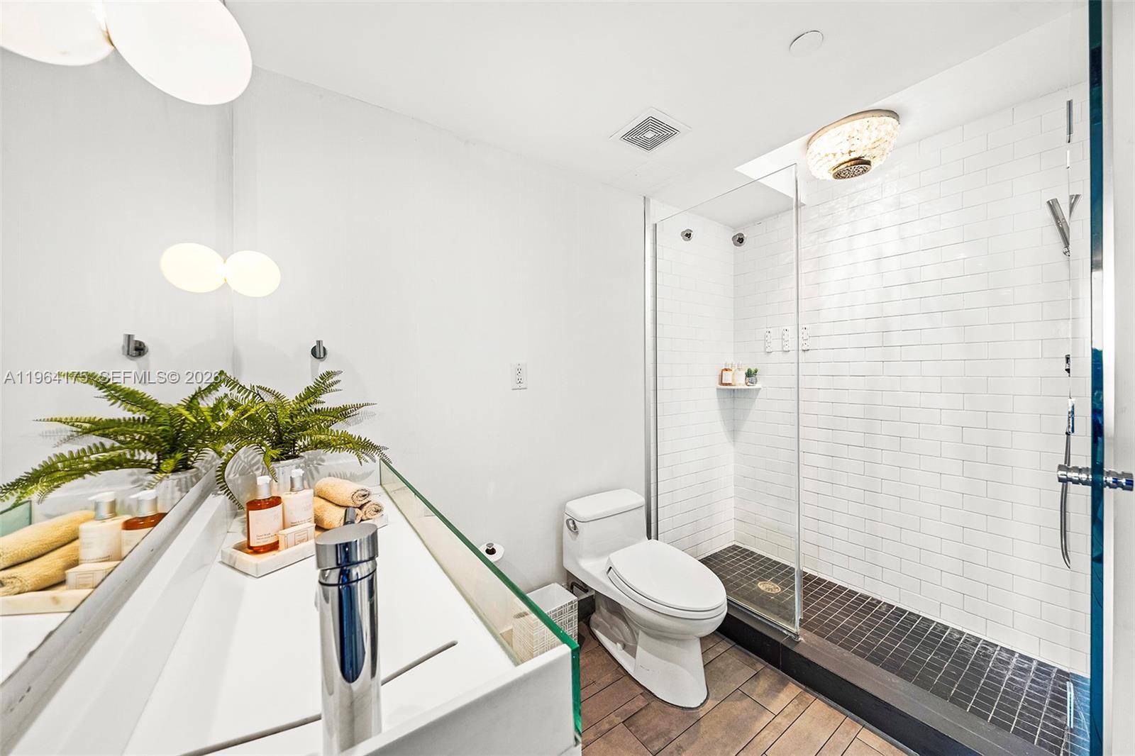 1100 West Ave #1123, Miami Beach FL 33139