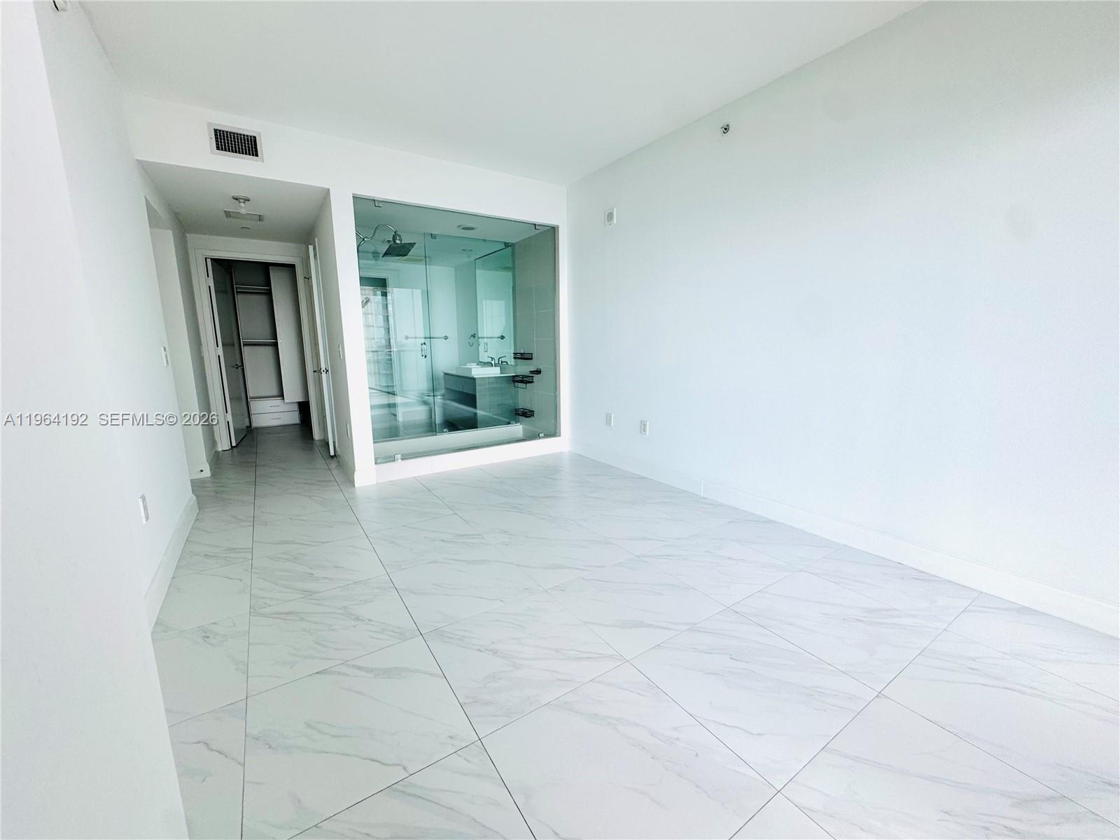 460 NE 28th St #1602, Miami FL 33137