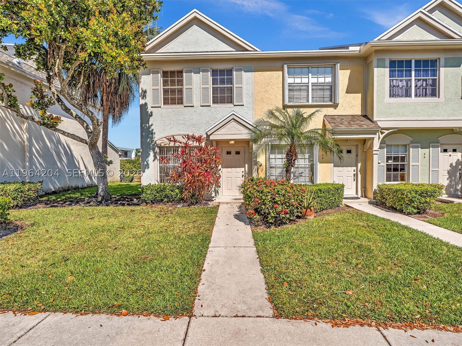 60 Key West Ct #60, Weston FL 33326