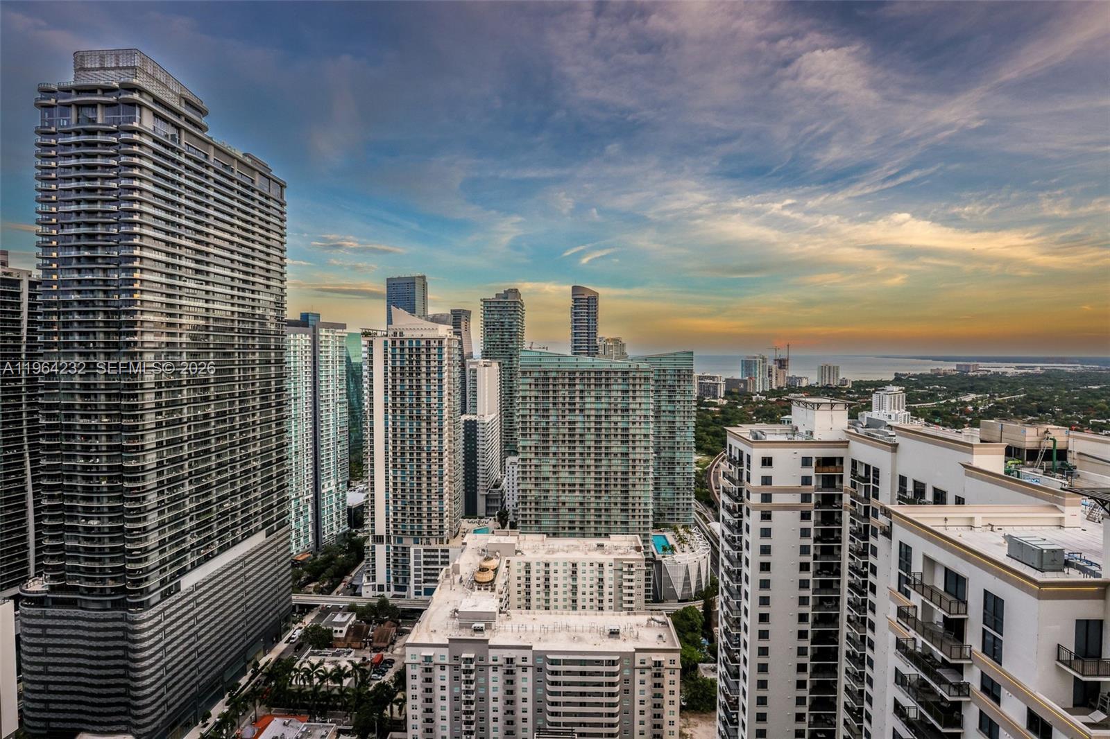 55 SW 9th St #3906, Miami FL 33130
