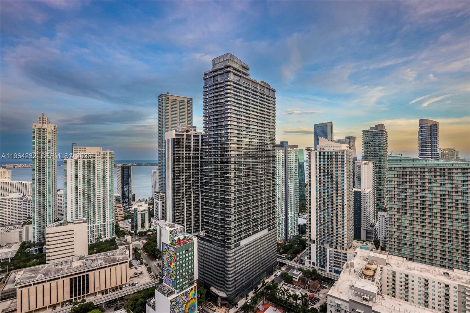 55 SW 9th St #3906, Miami FL 33130