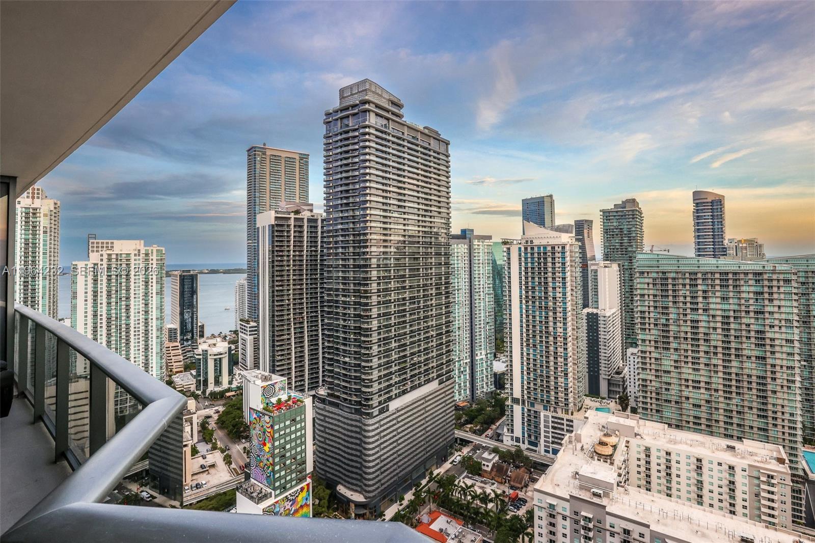 55 SW 9th St #3906, Miami FL 33130