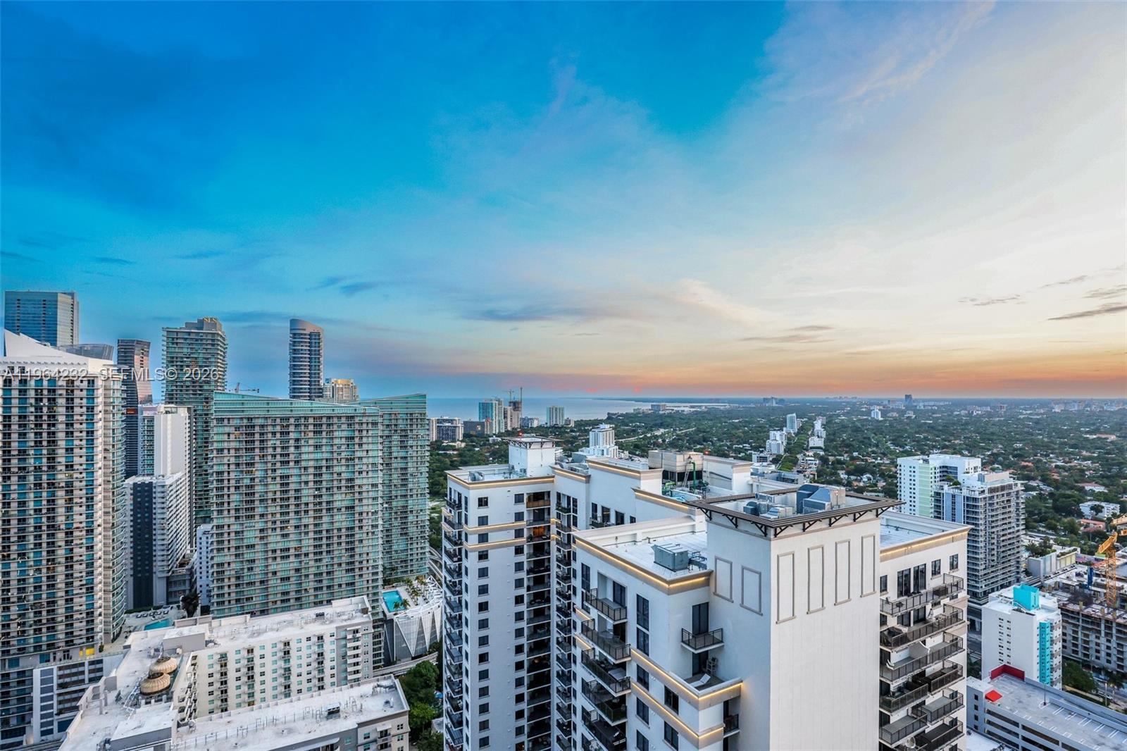 55 SW 9th St #3906, Miami FL 33130