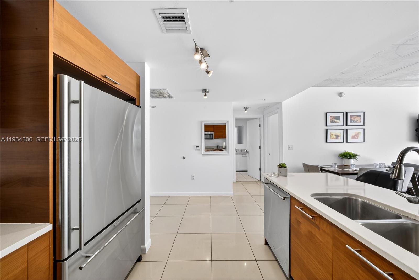 3250 NE 1st Ave #502, Miami FL 33137