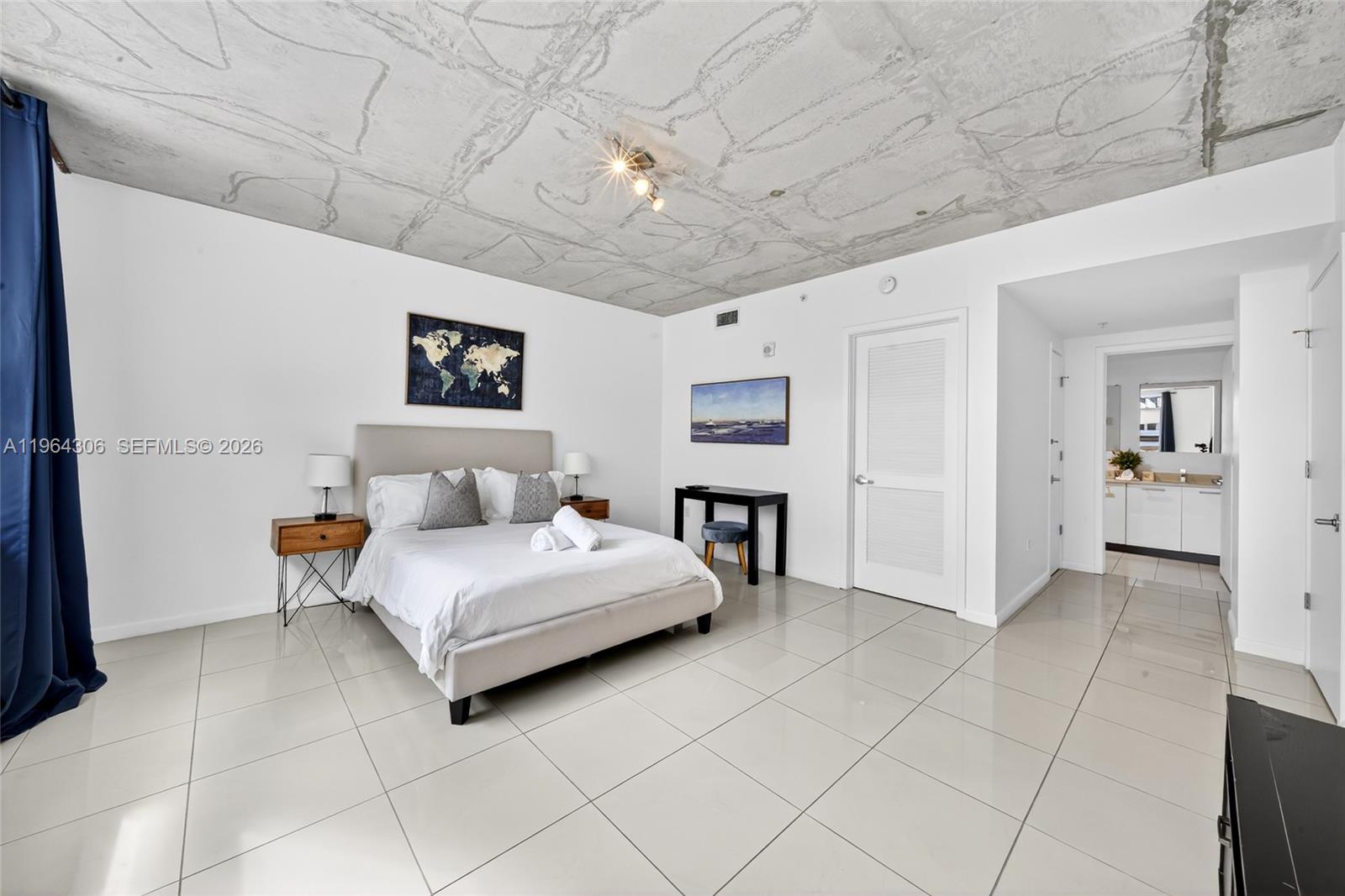 3250 NE 1st Ave #502, Miami FL 33137