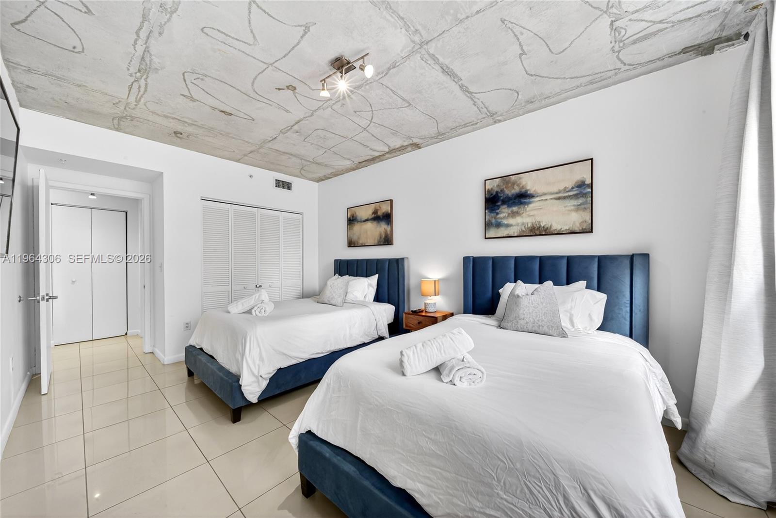 3250 NE 1st Ave #502, Miami FL 33137