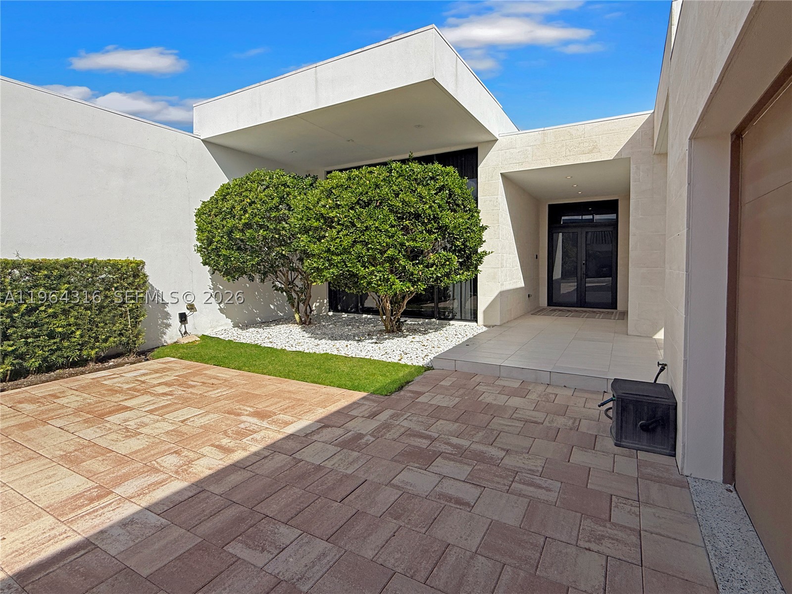 16640 Sunset Way, Weston FL 33326