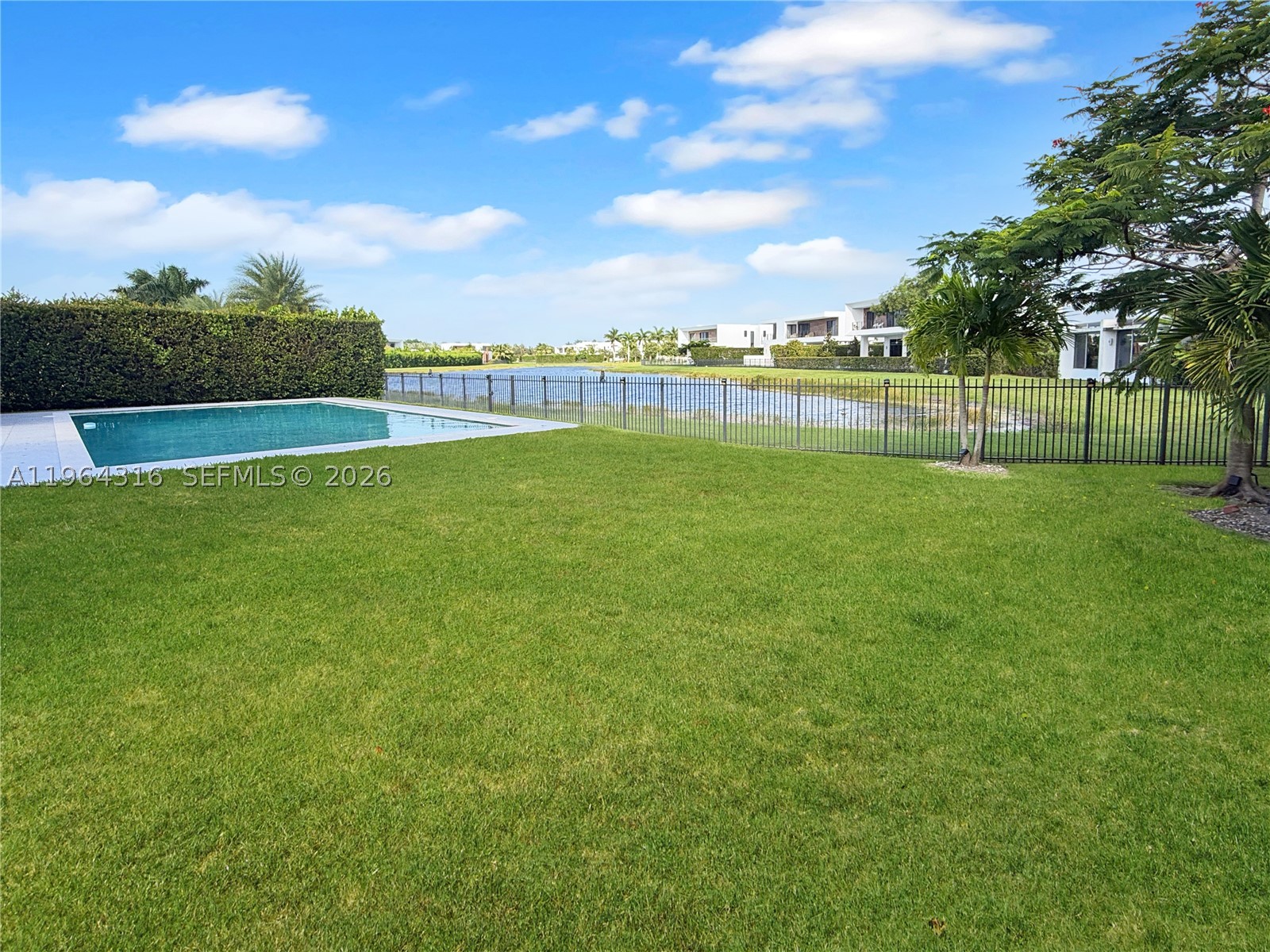 16640 Sunset Way, Weston FL 33326